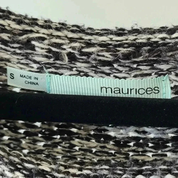 Maurices black and gray striped sweatersize small - Picture 3 of 5